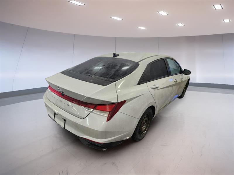 hyundai Elantra 2022 - 3