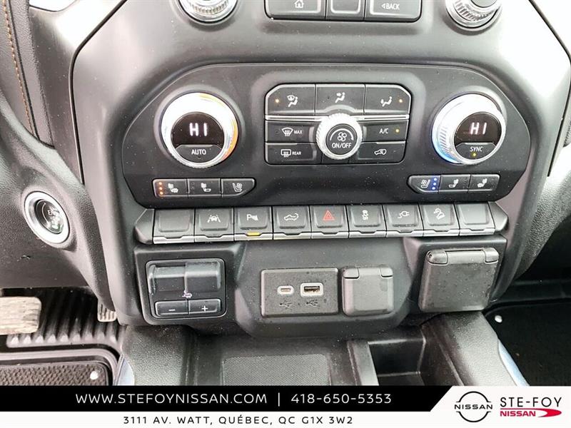 gmc SIERRA 1500 AT4 BOITE 6.6 ESSENCE 6.2L 2022 - 17
