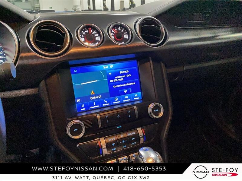 ford Mustang 2022 - 19