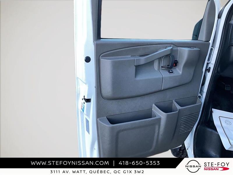 chevrolet Express 2023 - 11