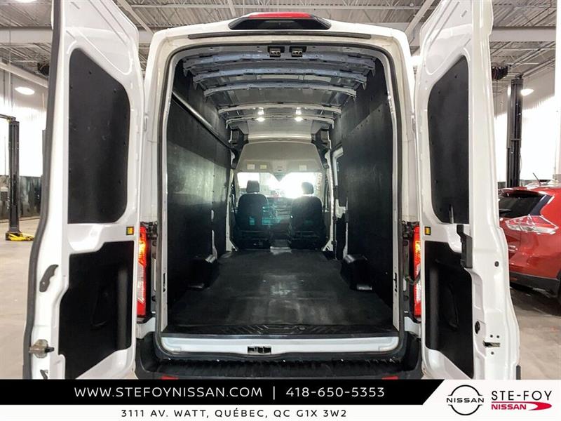 ford Transit fourgon utilitaire 2023 - 6