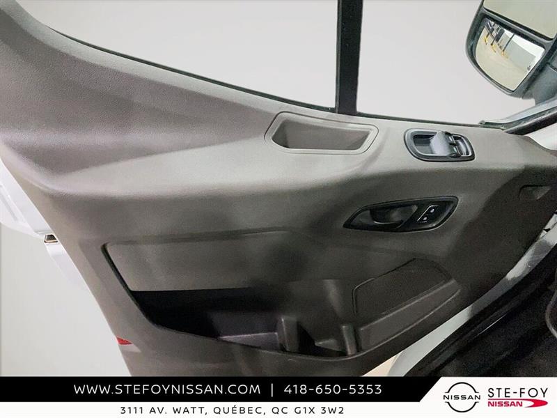 ford Transit fourgon utilitaire 2023 - 11