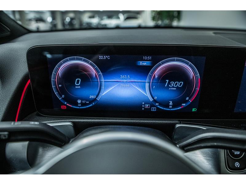 mercedes-benz GLB250 2022 - 15