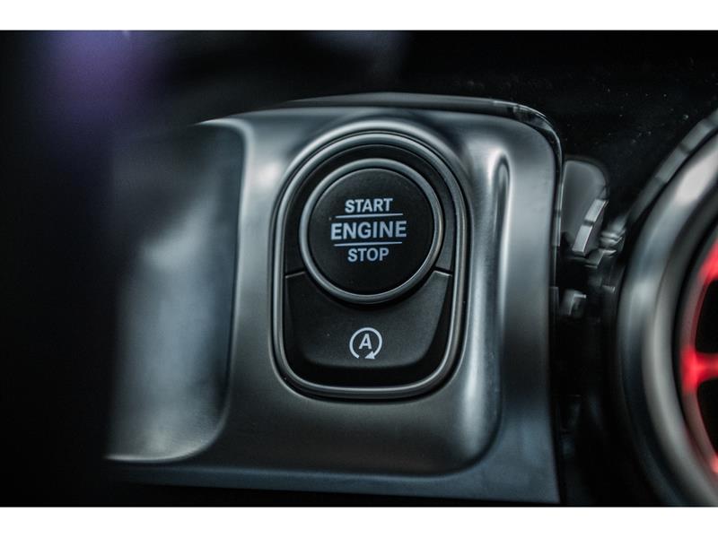 mercedes-benz GLB250 2022 - 17