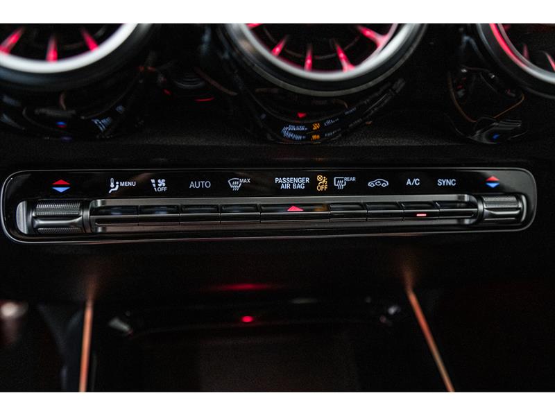 mercedes-benz GLB250 2022 - 19