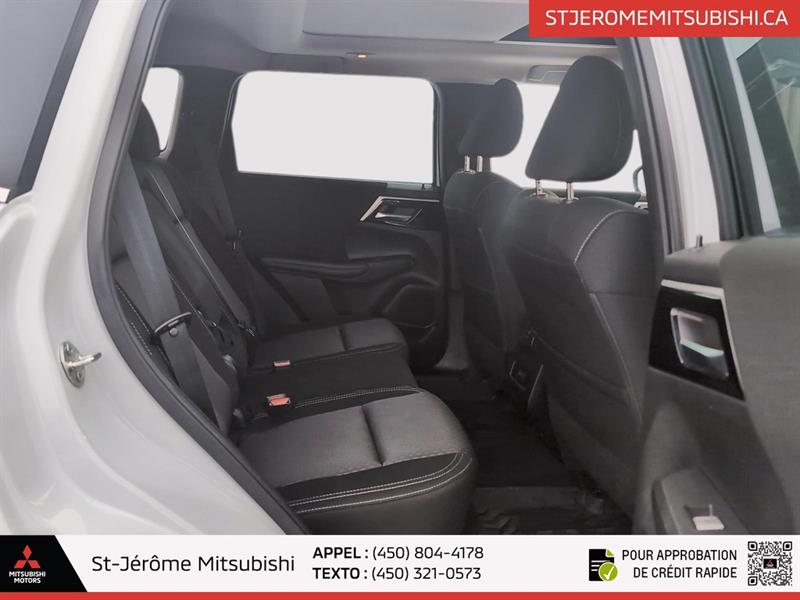 mitsubishi Outlander 2023 - 11