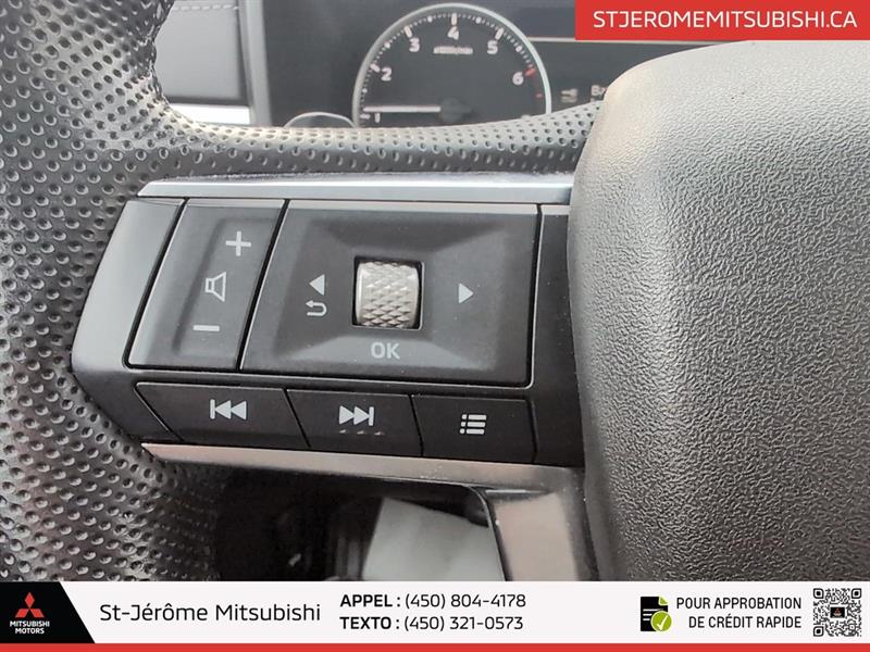 mitsubishi Outlander 2023 - 14