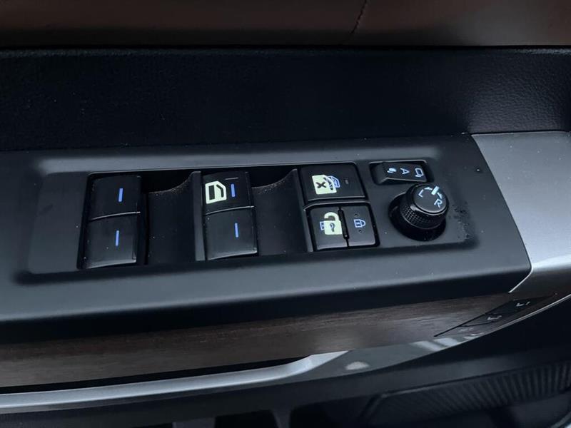 toyota Tundra 2022 - 11