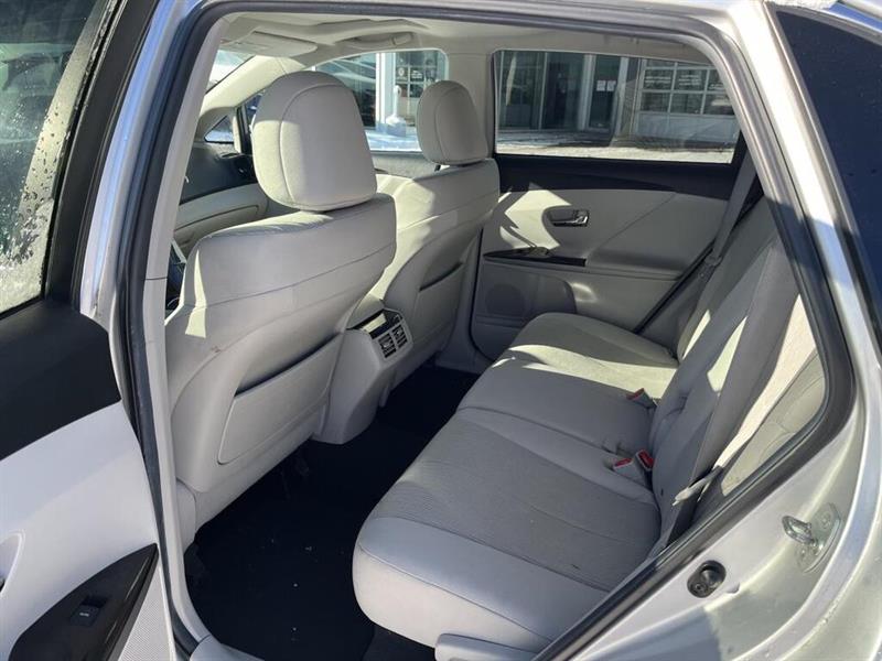 toyota Venza 2011 - 7