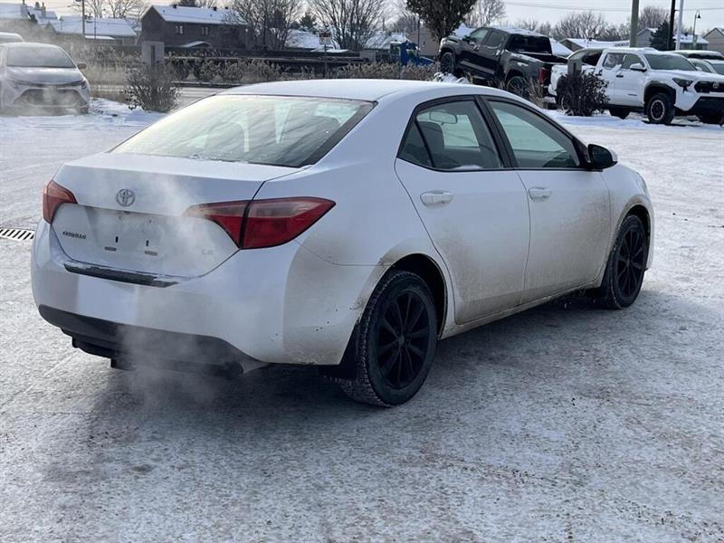 toyota Corolla 2017 - 5