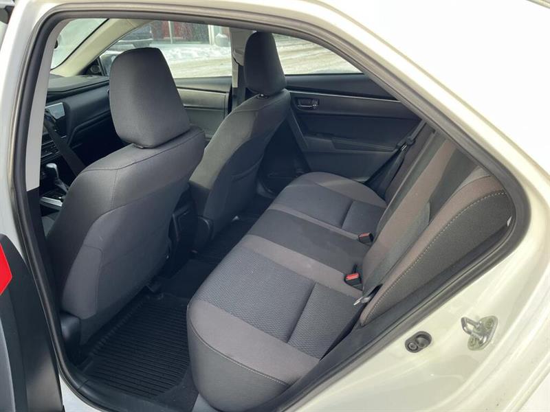 toyota Corolla 2017 - 9