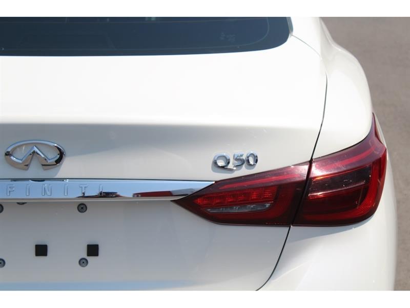 Infiniti Q50 7