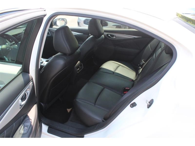 Infiniti Q50 9