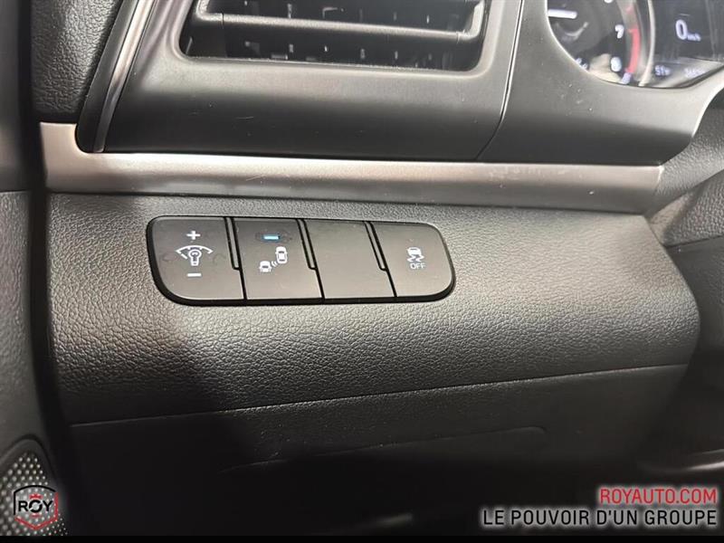 hyundai Elantra 2020 - 18