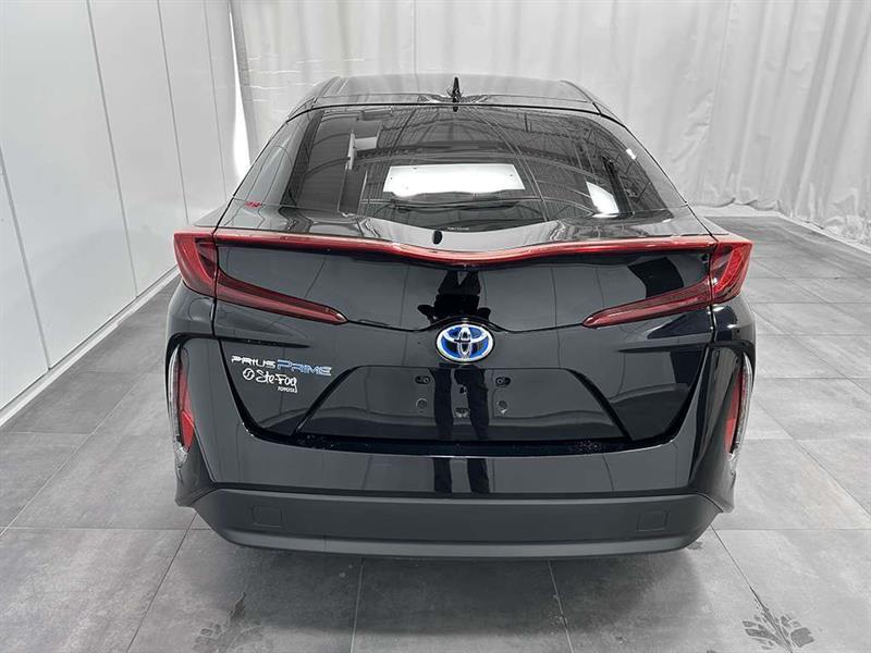 toyota Prius Prime 2021 - 10
