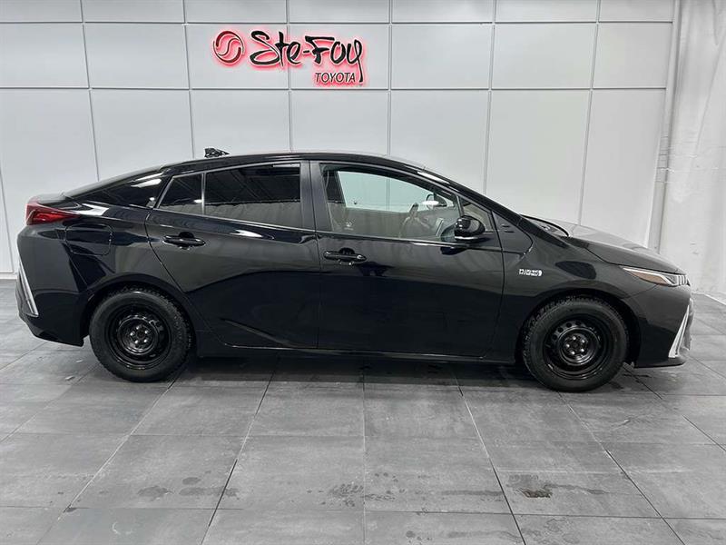 toyota Prius Prime 2021 - 11