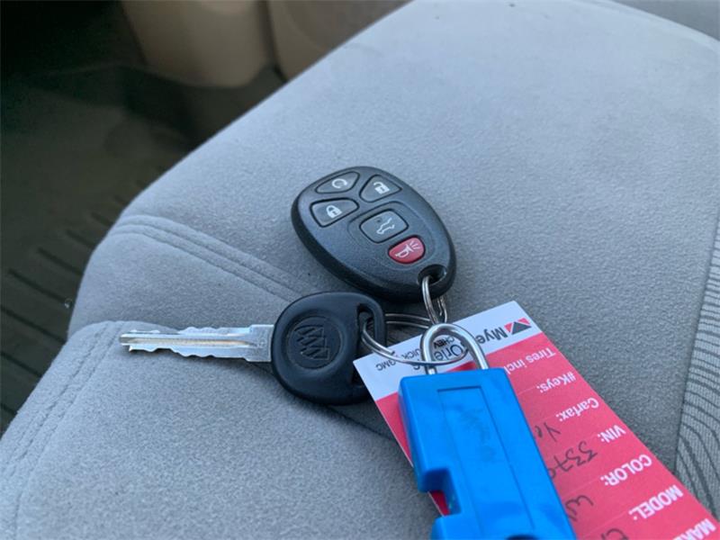 buick Enclave 2017 - 24