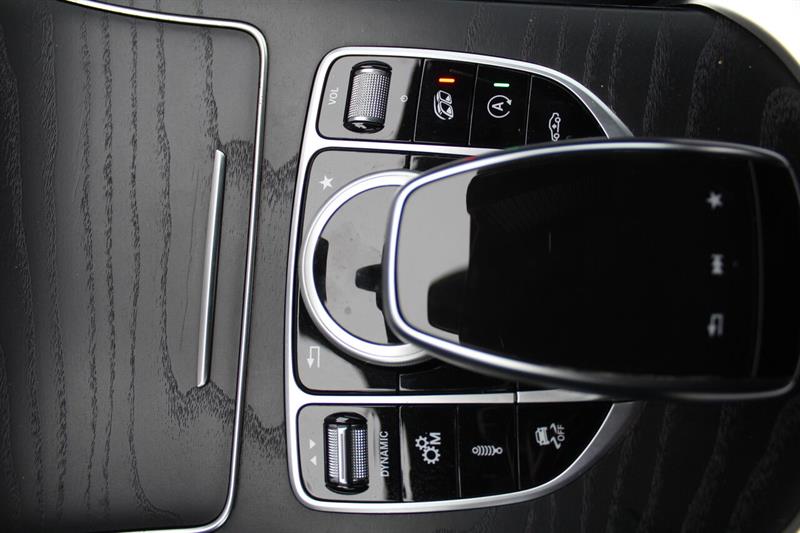 mercedes-benz GLC 2019 - 16