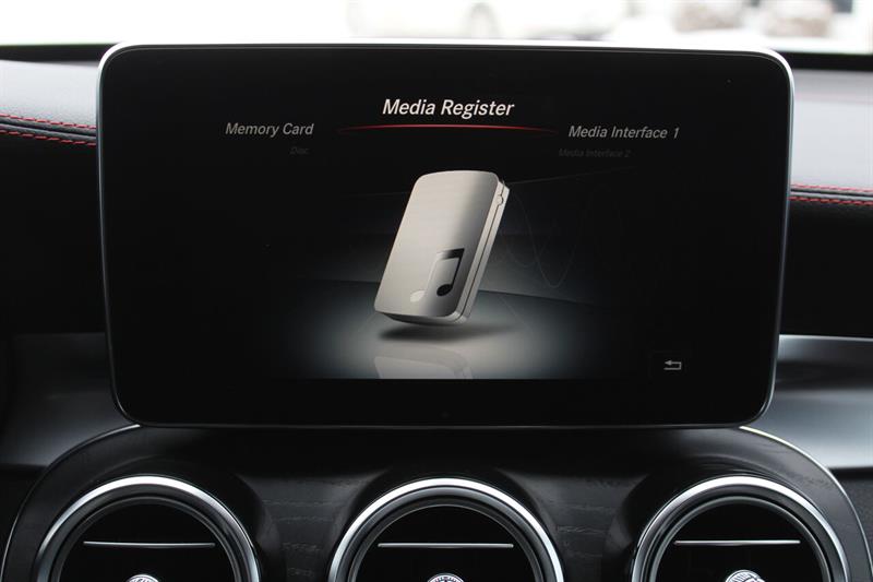 mercedes-benz GLC 2019 - 23