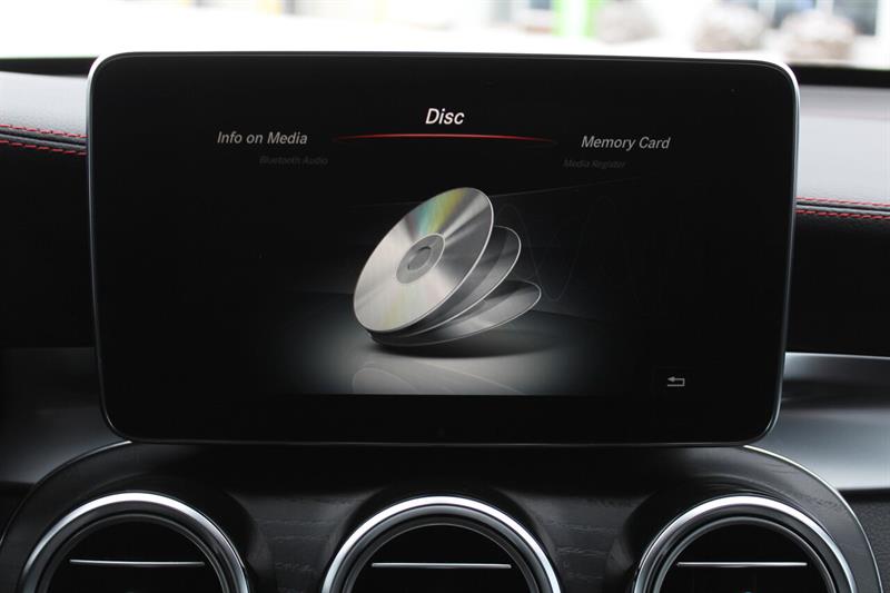 mercedes-benz GLC 2019 - 25