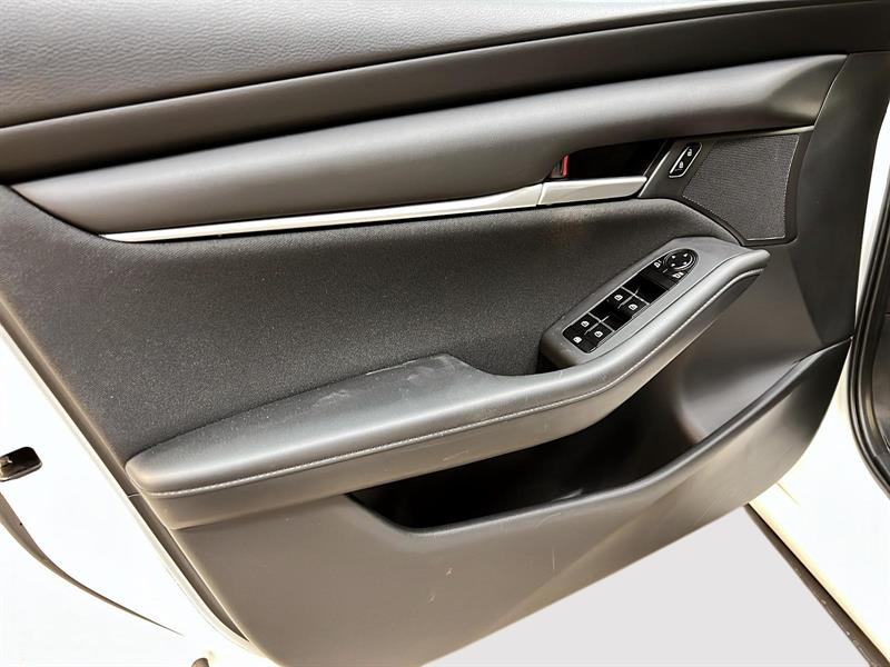 mazda Mazda3 2024 - 23