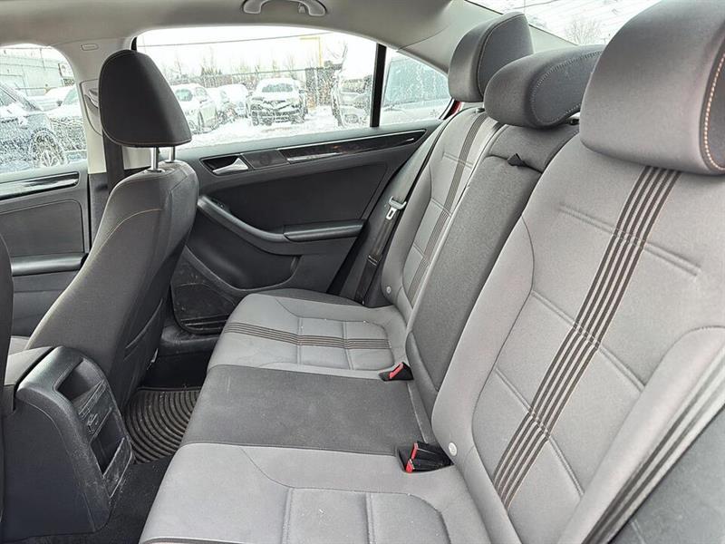 volkswagen Jetta 2017 - 14