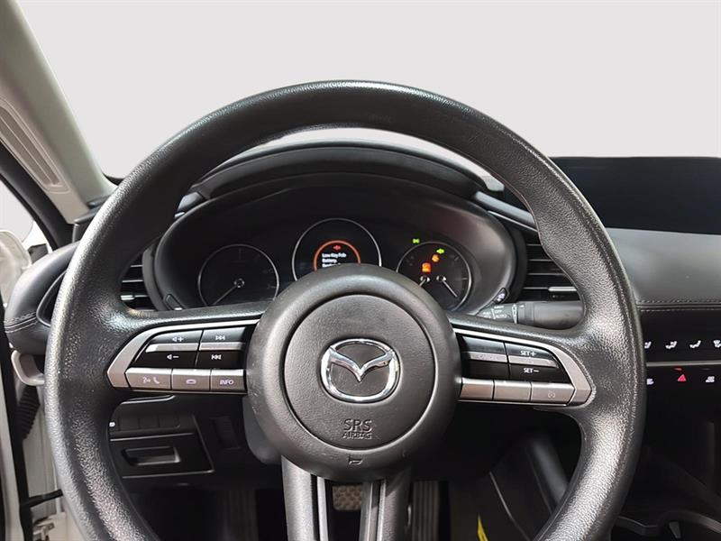 mazda Mazda3 2023 - 13