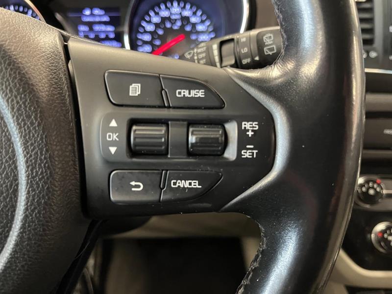 kia Sedona 2020 - 24