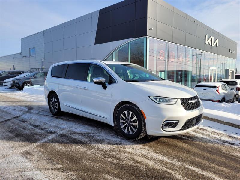chrysler Pacifica Hybrid 2023 - 1
