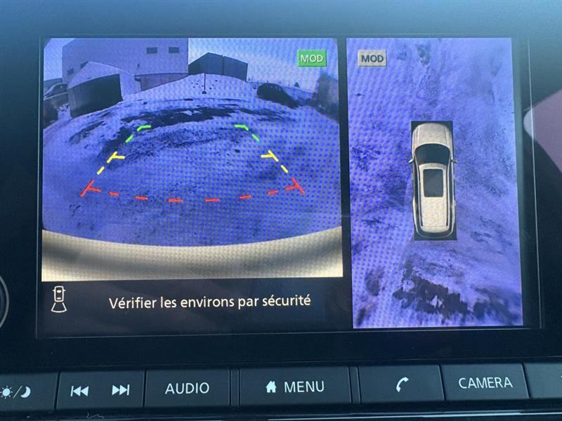 nissan Pathfinder 2023 - 16