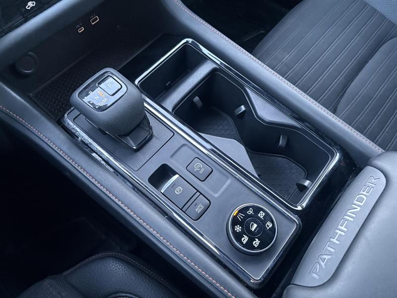 nissan Pathfinder 2023 - 27