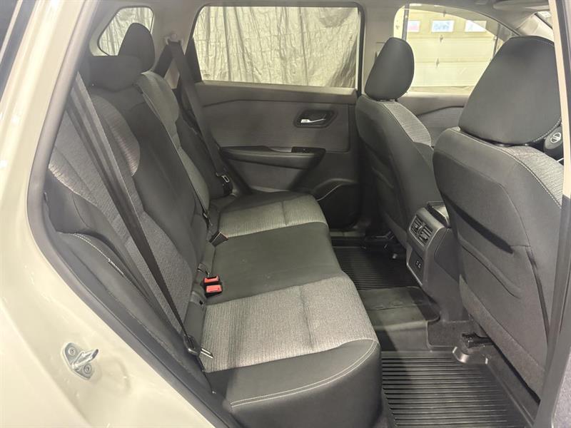 nissan Rogue 2021 - 38