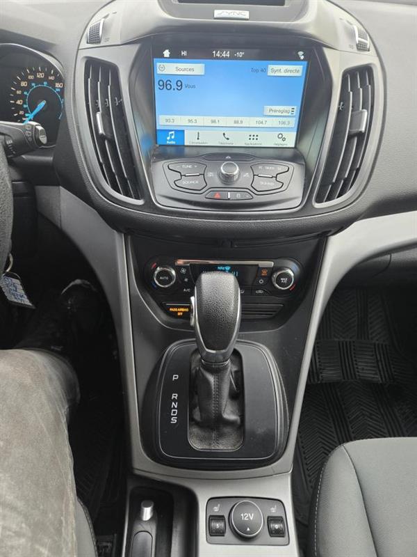 ford Escape 2016 - 21