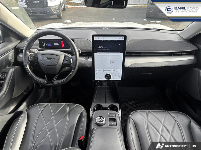 ford Mustang Mach-E 2021 - 23