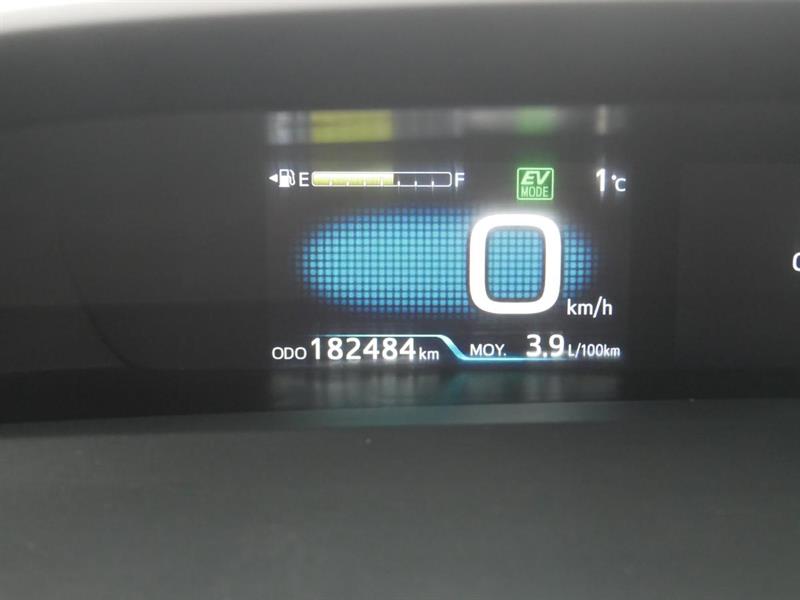 toyota Prius Prime 2022 - 32