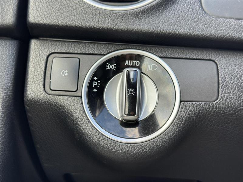 mercedes-benz C 300 2014 - 29