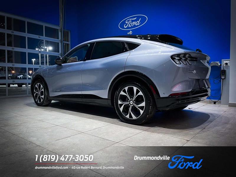 ford Mustang Mach-E 2022 - 4