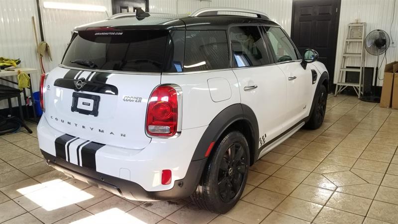 MINI Cooper Countryman 3