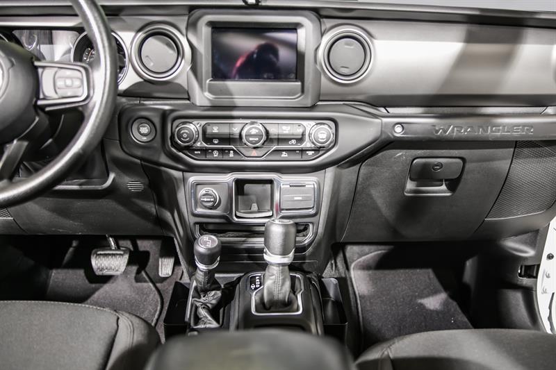 jeep Wrangler 2023 - 31