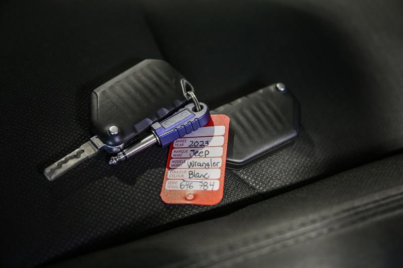jeep Wrangler 2023 - 38