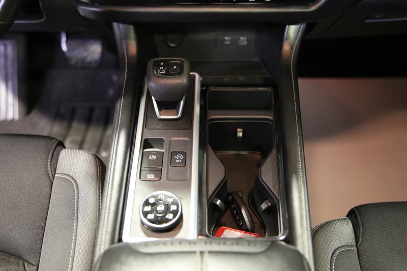 nissan Pathfinder 2022 - 25