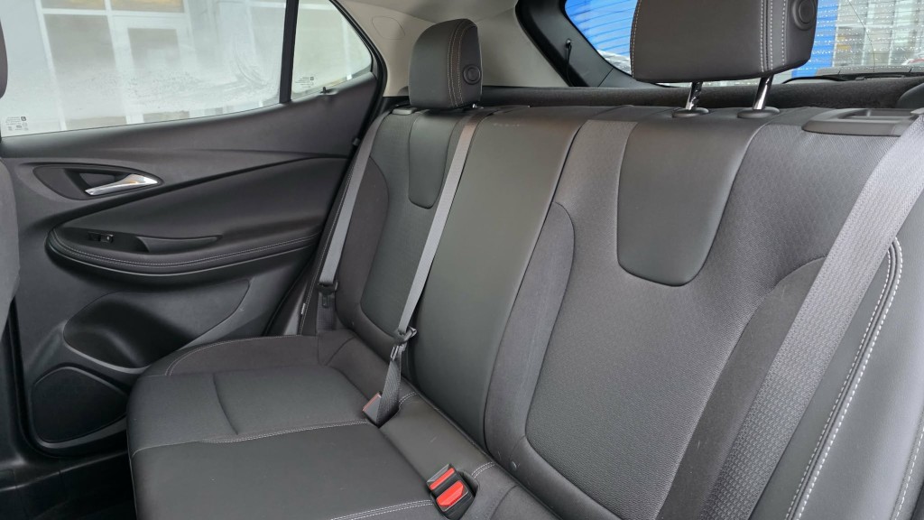 buick Encore GX 2022 - 16