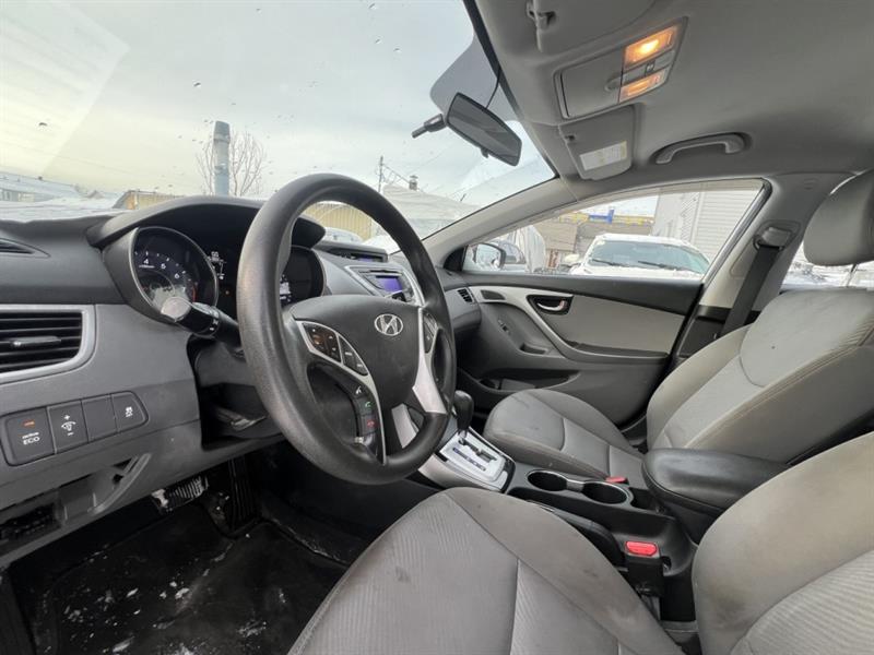 hyundai Elantra 2012 - 19