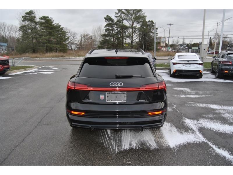 2022 Audi E-Tron - Image 4