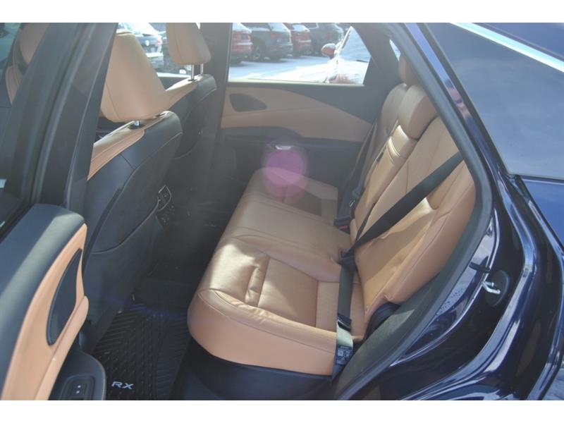 2024 Lexus RX - Image 10