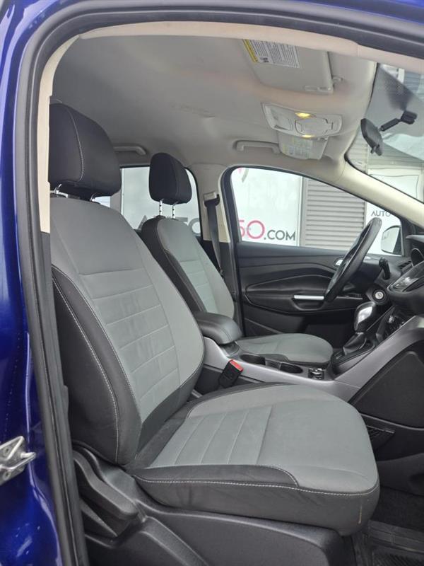 2016 Ford Escape - Image 11