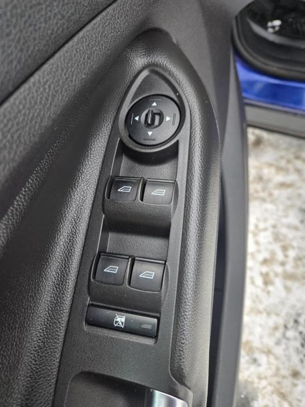 2016 Ford Escape - Image 17