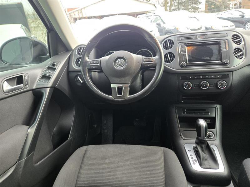 2017 Volkswagen Tiguan - Image 14