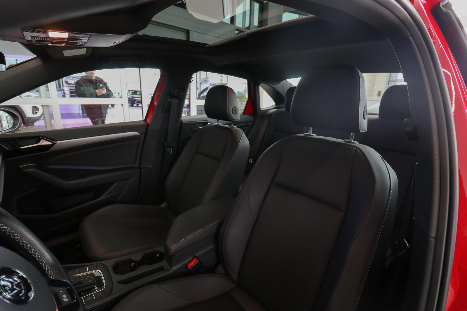 volkswagen Jetta 2021 - 12