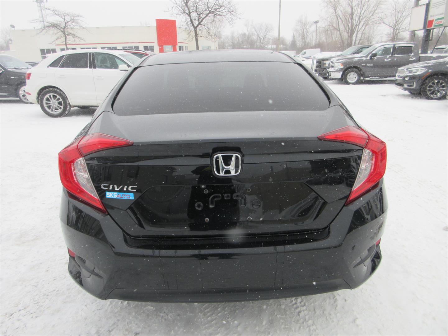 honda Civic Sedan 2018 - 9